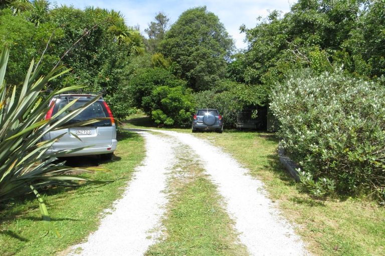 Photo of property in 15 Haile Lane, Pohara, Takaka, 7183