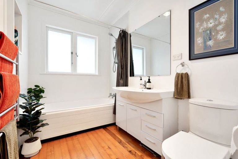 Photo of property in 24 Toetoe Road, Otaika, Whangarei, 0170