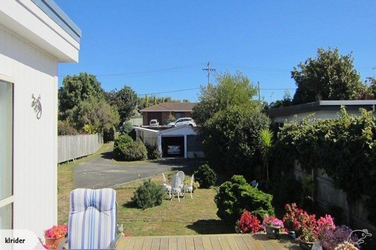Photo of property in 24 Kaka Road, Raumati Beach, Paraparaumu, 5032