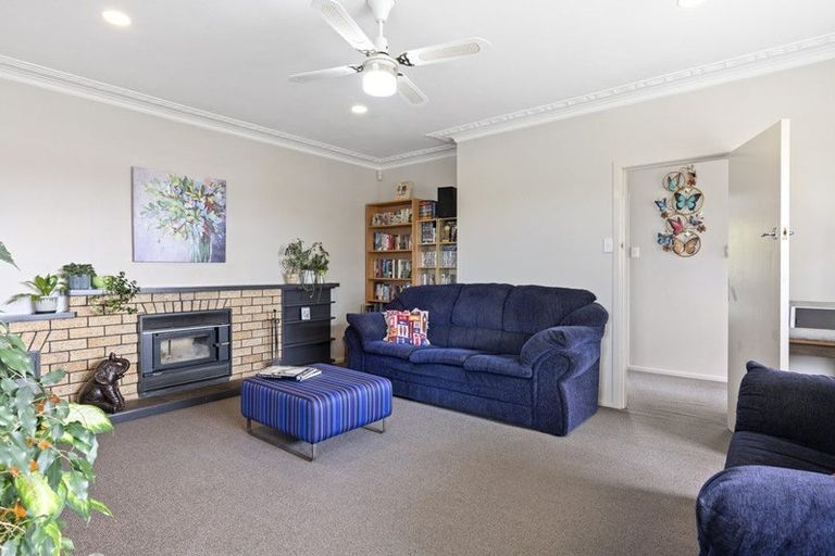 Photo of property in 18 George Arthur Place, Pukekohe, 2120