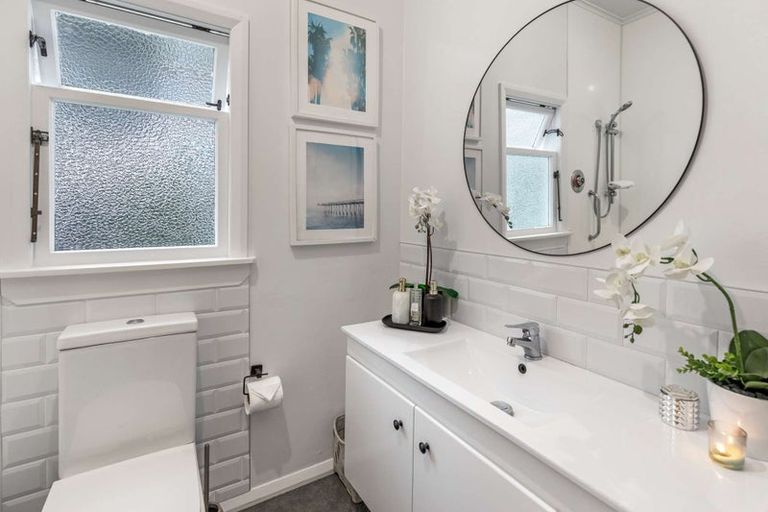 Photo of property in 17 Tulloch Street, Saint Johns Hill, Whanganui, 4500