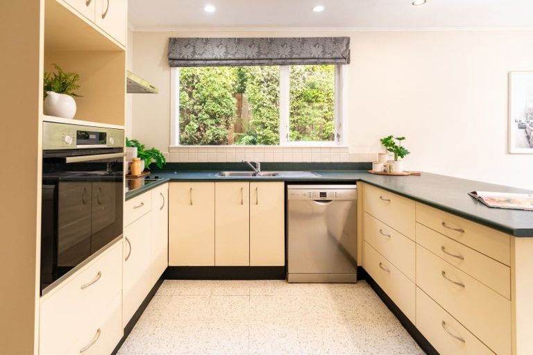 Photo of property in 20 Shotter Street, Karori, Wellington, 6012