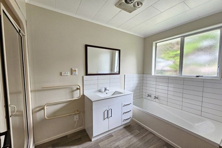 Photo of property in 121 Conclusion Street, Ascot Park, Porirua, 5024