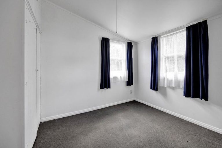 Photo of property in 15 Weld Street, Normanby, Hawera, 4614