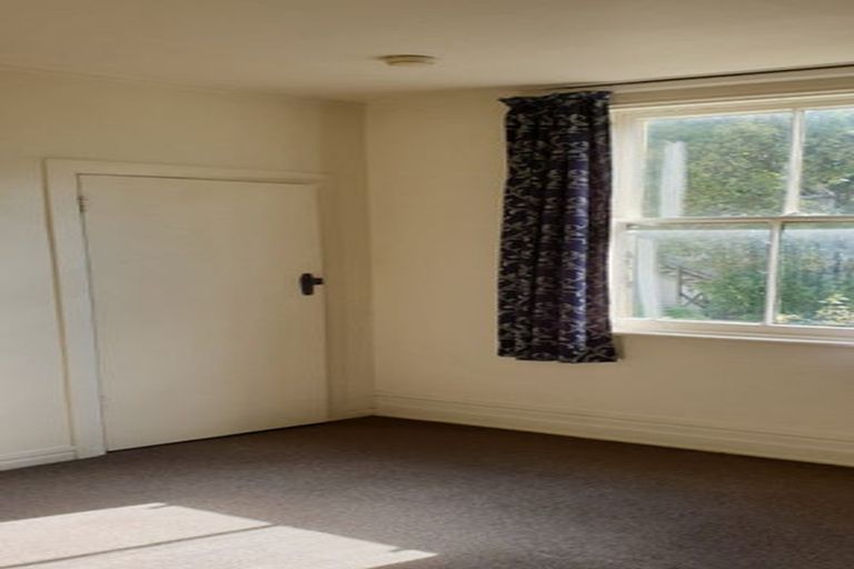 Photo of property in 76 Tinakori Road, Thorndon, Wellington, 6011