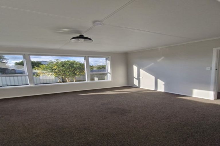 Photo of property in 3 Kings Drive, Levin, 5510