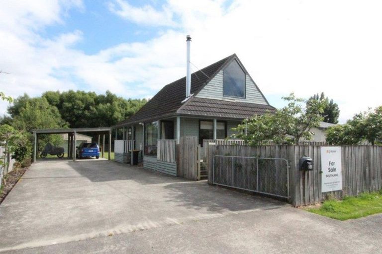 Photo of property in 30 Helena Street, Lumsden, 9730