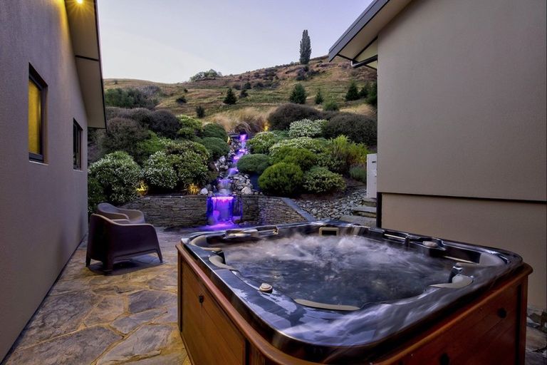 Photo of property in 3 Coleshill Lane, Lower Shotover, Queenstown, 9371