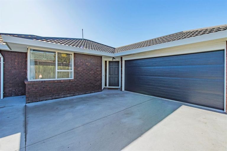 Photo of property in 2/36 Nottingham Avenue, Halswell, Christchurch, 8025