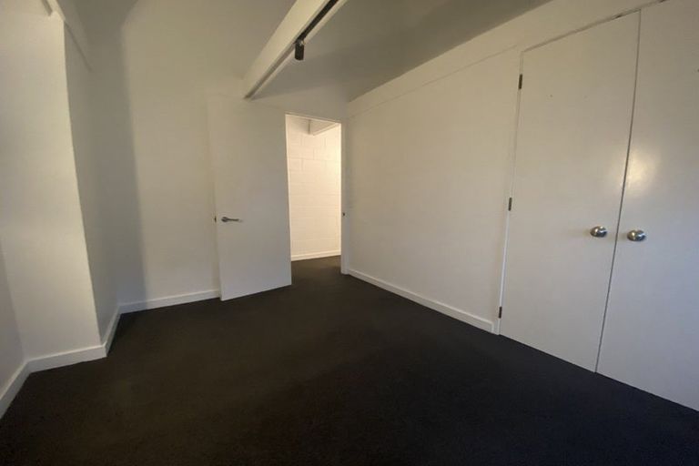 Photo of property in 6 Stowe Hill, Thorndon, Wellington, 6011