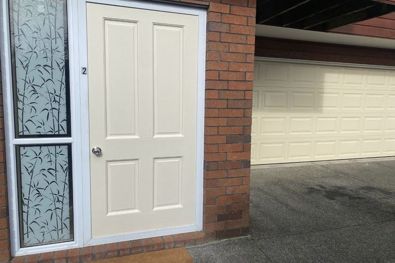 Photo of property in 2/18 Newhaven Terrace, Mairangi Bay, Auckland, 0630