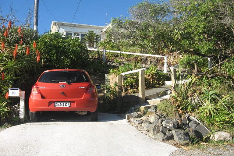 Photo of property in 24 Aperahama Street, Paekakariki, 5034