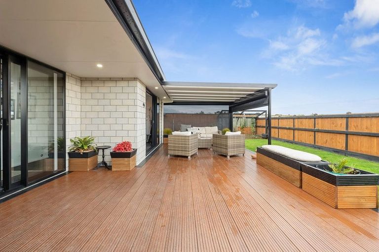 Photo of property in 11 Tangaroa Street, Waitara, 4320