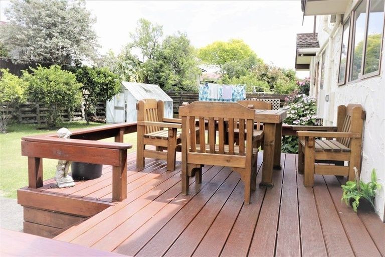 Photo of property in 22 Akepiro Place, Tawhero, Whanganui, 4501