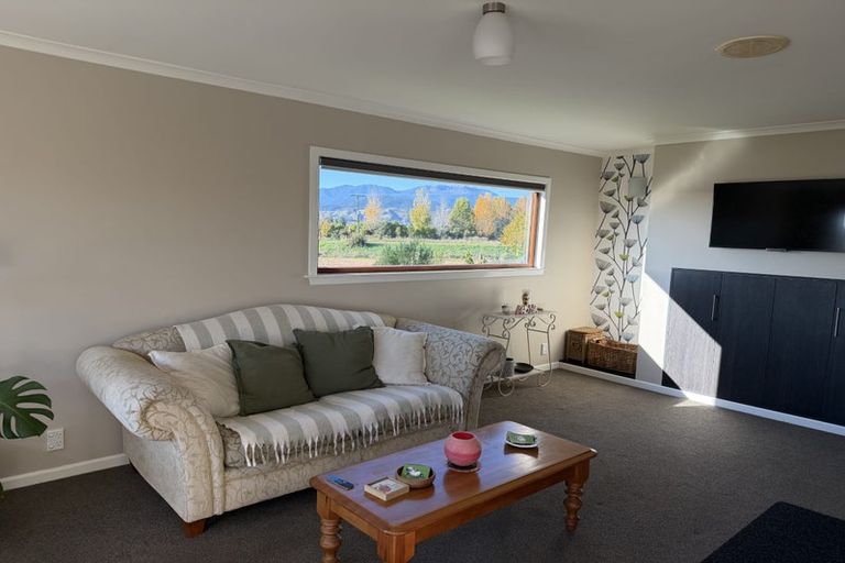 Photo of property in 99 Livingston Road, Brightwater, 7091