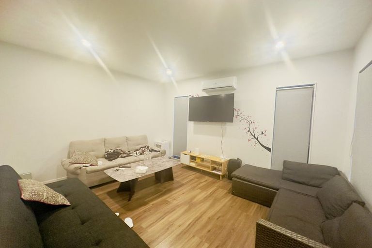 Photo of property in 32 Te Aparangi Road, Papakura, 2110