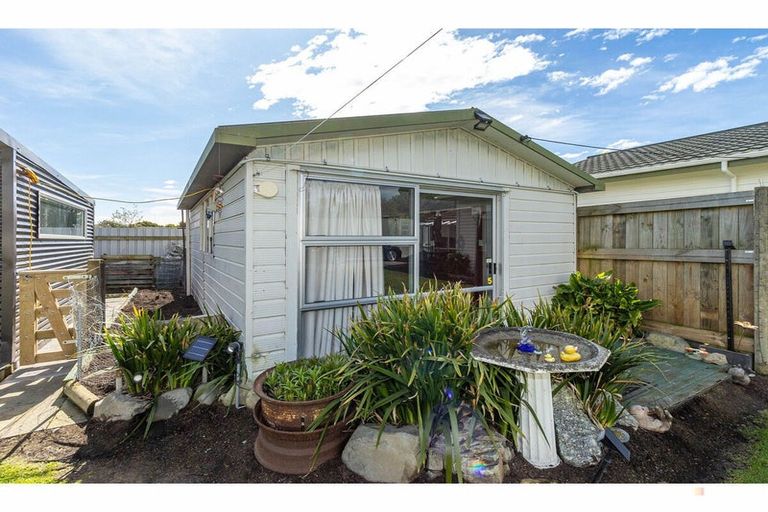 Photo of property in 14 Waimate Highway, Saint Andrews, 7988
