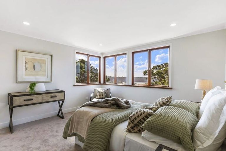 Photo of property in 162 Greenhithe Road, Greenhithe, Auckland, 0632