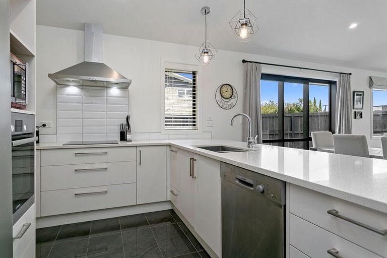 Photo of property in 1/49 Scott Street, Leamington, Cambridge, 3432