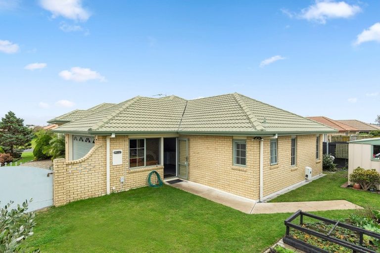 Photo of property in 4 Crichton Terrace, Mount Maunganui, 3116