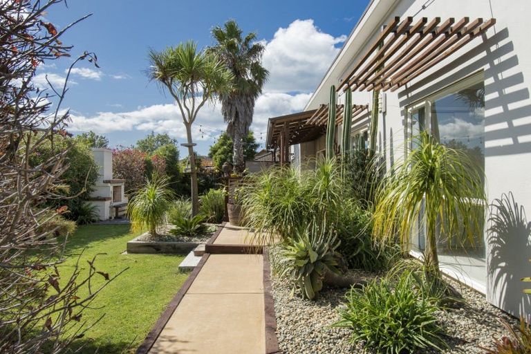 Photo of property in 32 Twin Oak Avenue, Papamoa Beach, Papamoa, 3118