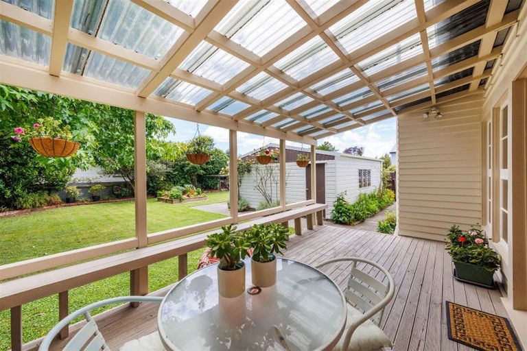 Photo of property in 247 College Street, West End, Palmerston North, 4412