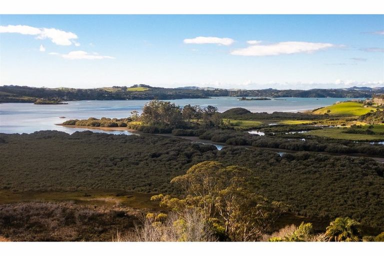 Photo of property in 307 Kerikeri Inlet Road, Kerikeri, 0230