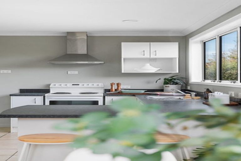 Photo of property in 220 Belvedere Road, Carterton, 5713