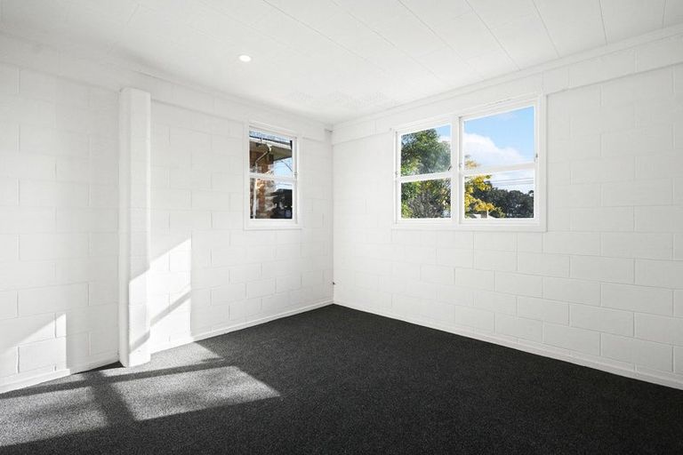 Photo of property in 23 Huia Avenue, Forest Lake, Hamilton, 3200