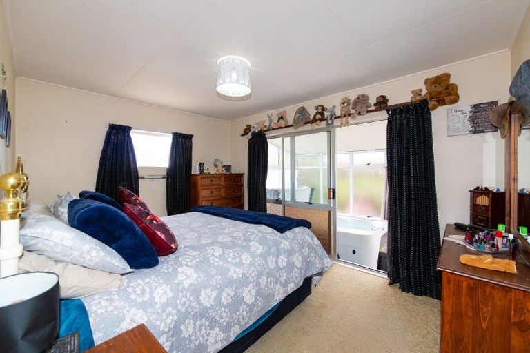 Photo of property in 14 Sutton Avenue, Clive, 4102