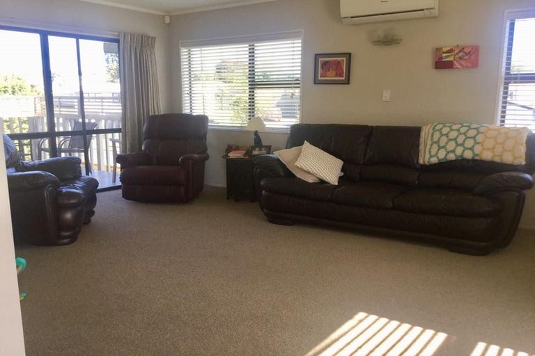 Photo of property in 100b Boucher Avenue, Te Puke, 3119
