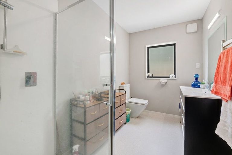 Photo of property in 5 Waititiro Rise, Stanmore Bay, Whangaparaoa, 0932