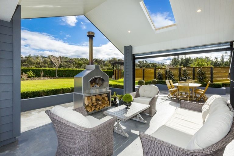 Photo of property in 33a Kenneth Gillies Way, Birchville, Upper Hutt, 5372