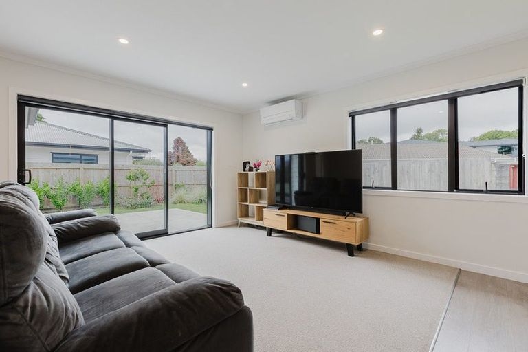 Photo of property in 112d Monrad Street, Highbury, Palmerston North, 4412