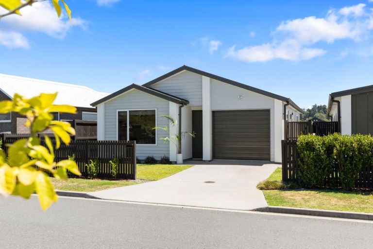 Photo of property in 7 Tangaroa Place, Poike, Tauranga, 3112