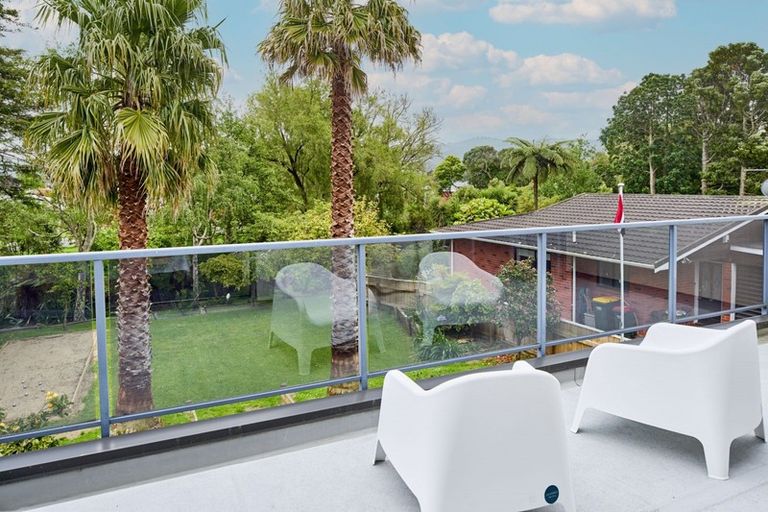 Photo of property in 82a Wyndrum Avenue, Waterloo, Lower Hutt, 5011