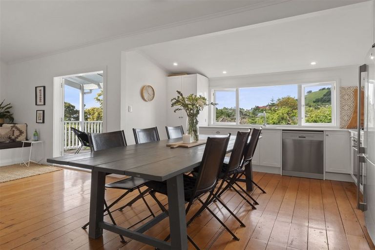 Photo of property in 8 Shoal Bay Road, Devonport, Auckland, 0624