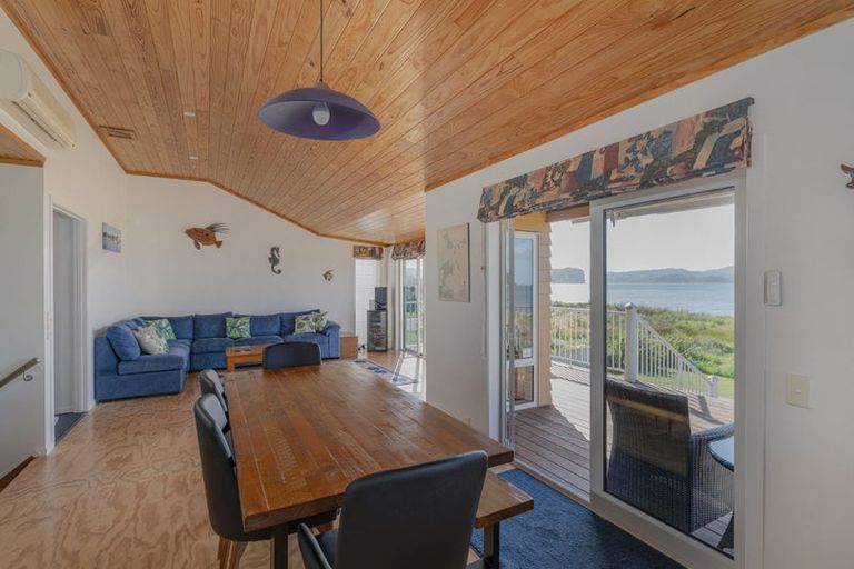 Photo of property in 85 Captain Cook Road, Cooks Beach, Whitianga, 3591