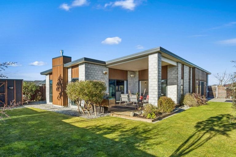 Photo of property in 21 Blair Place, Kaiapoi, 7630
