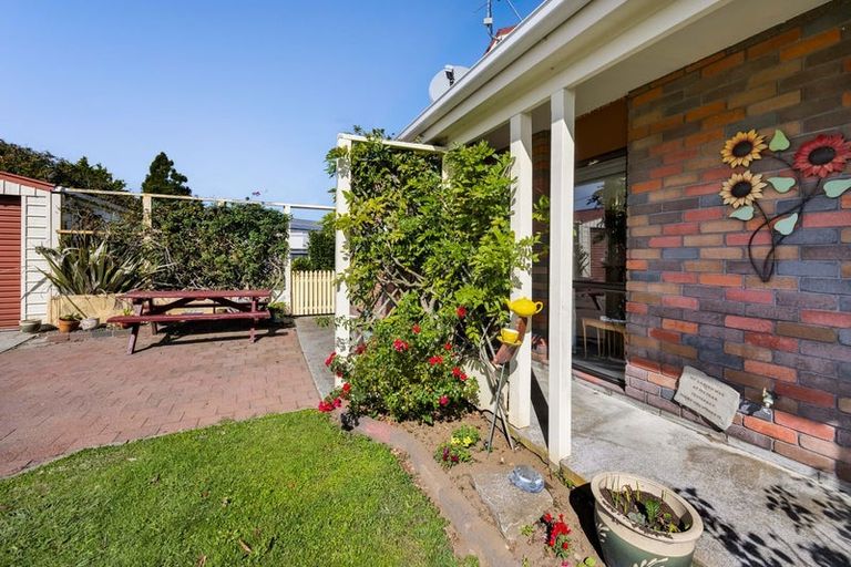 Photo of property in 21 Robson Street, Normanby, Hawera, 4614