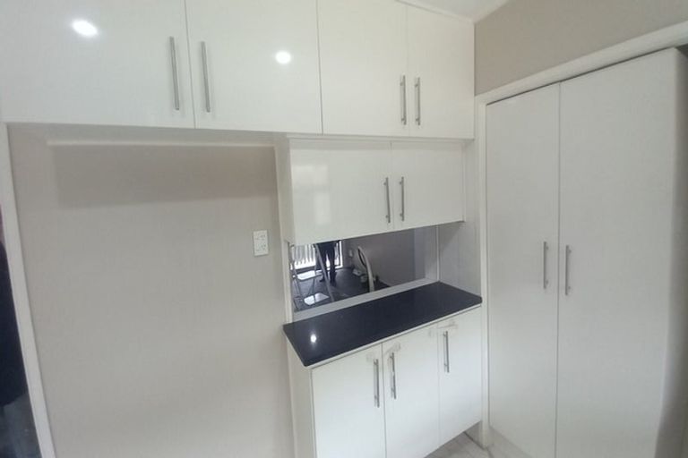 Photo of property in 2/72 Rosella Road, Mangere East, Auckland, 2024