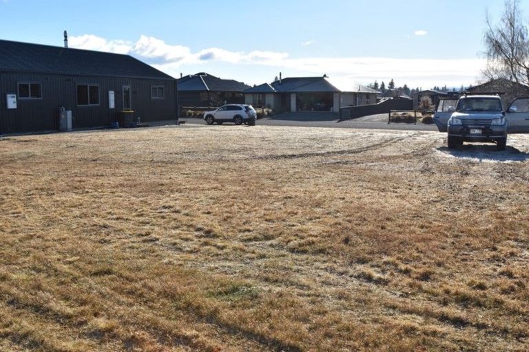 Photo of property in 25 Irishman Drive, Twizel, 7901