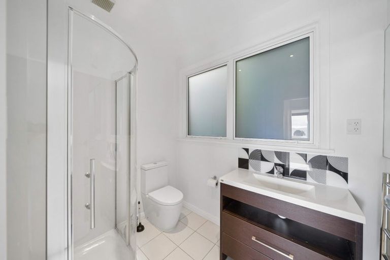 Photo of property in 100 Grafton Road, Roseneath, Wellington, 6011