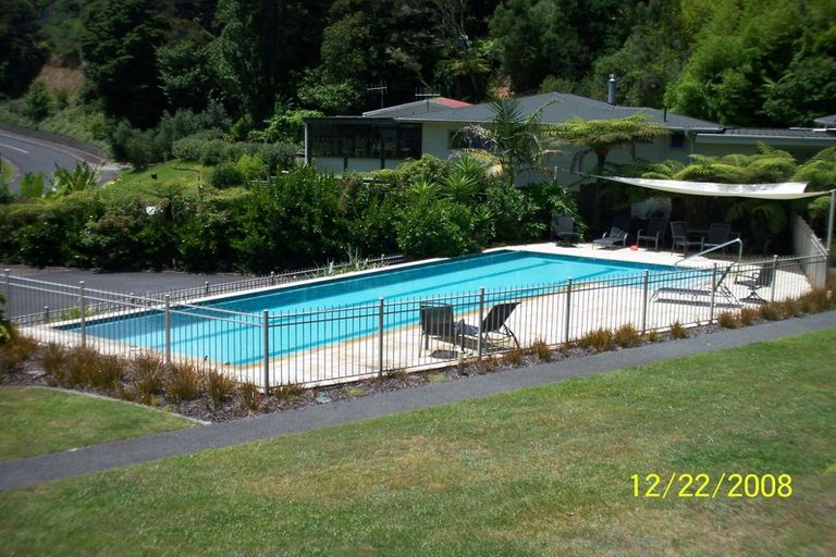 Photo of property in Bridgewater Apartments, 205/7 Te Rangi Cross Road, Paihia, 0200
