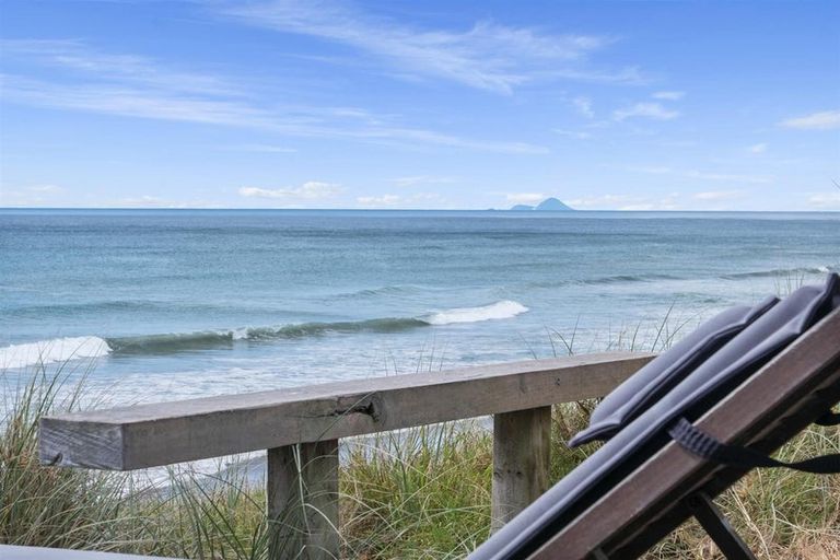 Photo of property in 175 Pukehina Parade, Pukehina, 3189