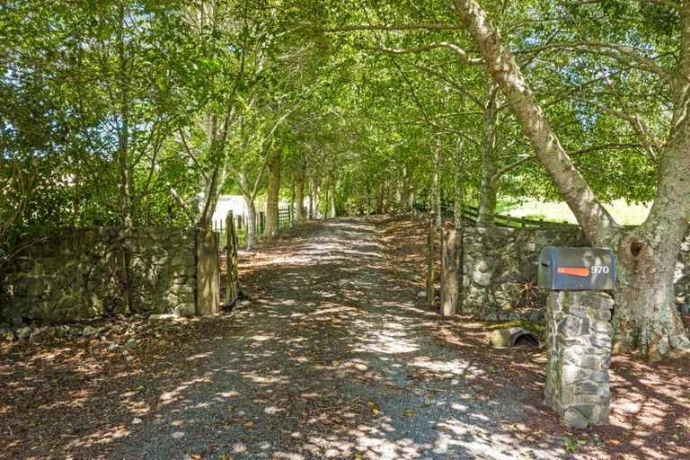 Photo of property in 970 Tauhoa Road, Kaipara Flats, Warkworth, 0984