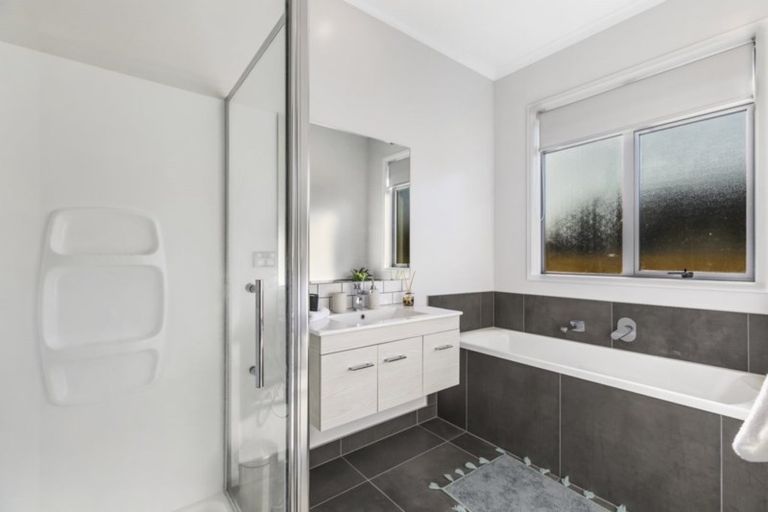 Photo of property in 23 Balmore Crescent, Pokeno, 2402