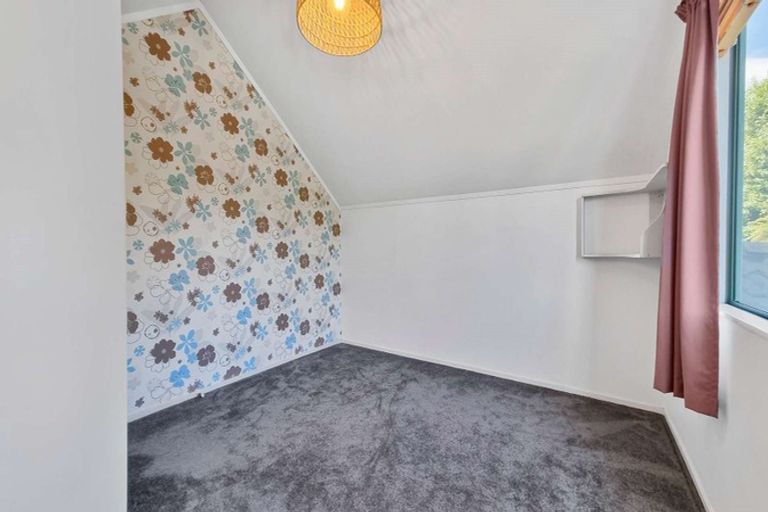 Photo of property in 70 Tawavale Street, Pukehangi, Rotorua, 3015