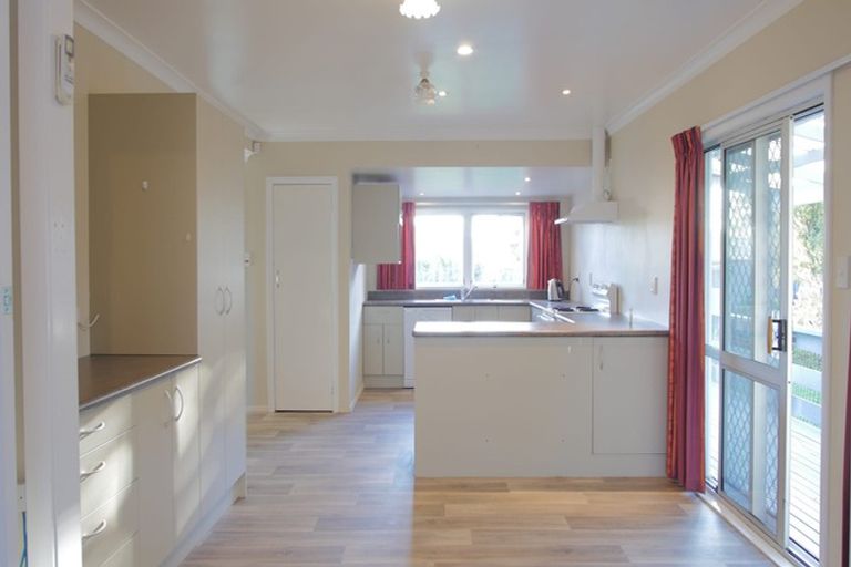 Photo of property in 9 Greenock Place, Awapuni, Palmerston North, 4412