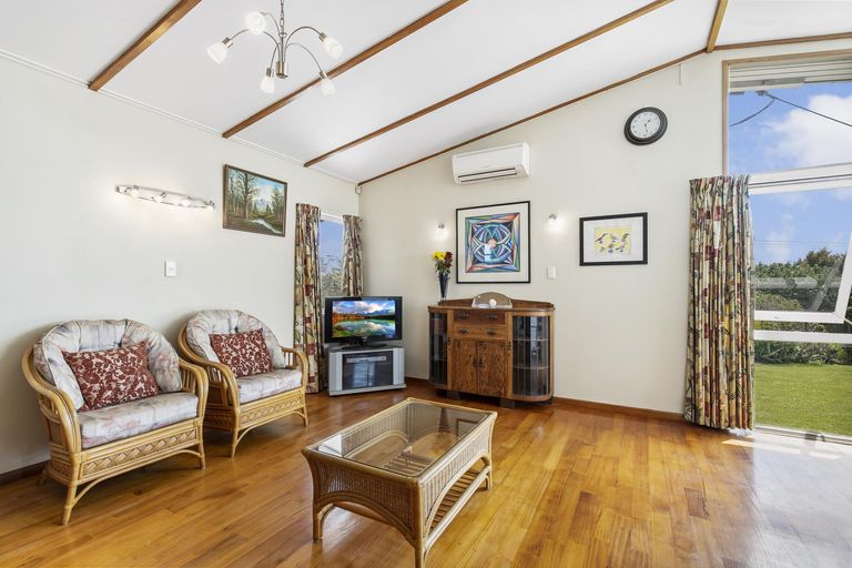 Photo of property in 1105 Glenbrook Road, Glenbrook, Waiuku, 2681